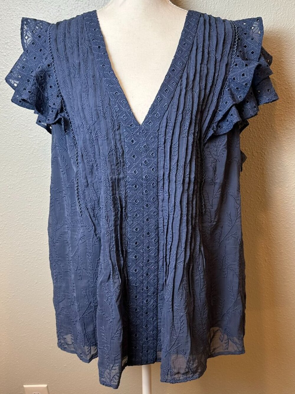 Sundance XXL Blue Pleated Eyelet Flutter Sleeve Blouse Cottagecore Boho V-Neck